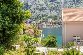 Muo Sea Front Apartments Kotor